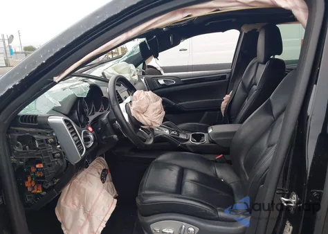 2016 Porsche Cayenne из США, поврежденный, VIN WP1AA2A26GLA06051